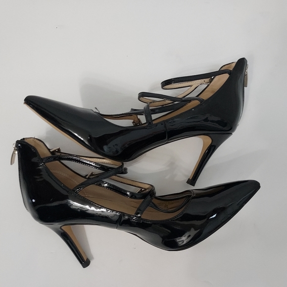 Black Patent Leather Marc Fisher STRAPPY HEELS Size 9 - Picture 4 of 5